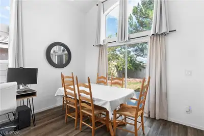 1012 Venetian Hills Lane Dining Area