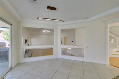 7989 Coronado Coast Street Dining Area