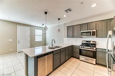 667 Sleeping City Avenue Kitchen
