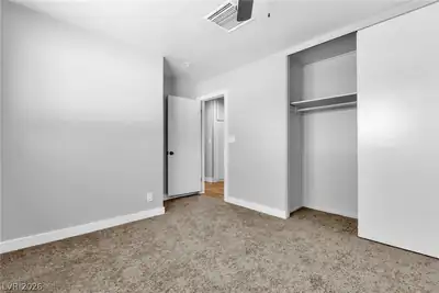5804 Carmen Boulevard Bedroom
