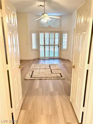 9040 Dove River Road Bedroom