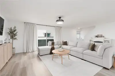 3629 Pinot Court Living Room