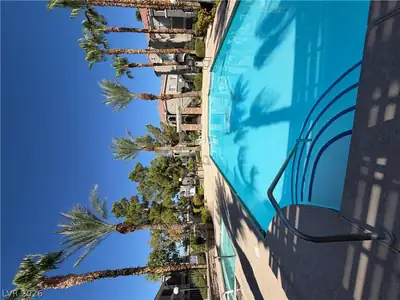 10245 South Maryland Parkway 232 Pool