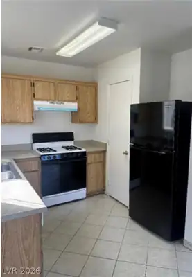 3130 Flower Garden Court Kitchen