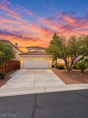 9543 Camelback Peak Court, Las Vegas