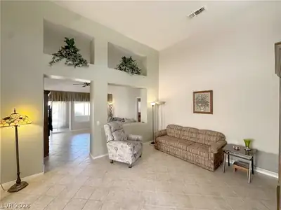 2428 Desert Butte Drive Living Room