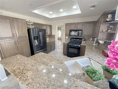 2428 Desert Butte Drive Kitchen