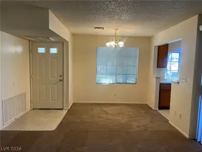 4747 Nara Vista Way 101 Dining Area