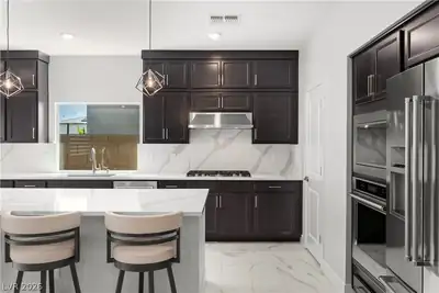 7142 Bold Rock Avenue Kitchen