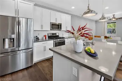 208 Alla Breve Avenue, Henderson, NV 89011 Kitchen