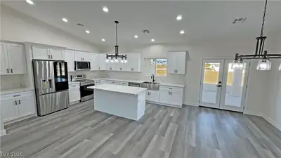 2111 West Carnation Way Kitchen
