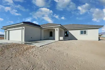 2111 West Carnation Way Pahrump, NV 89048