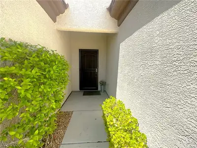2626 Solera Moon Drive Entry