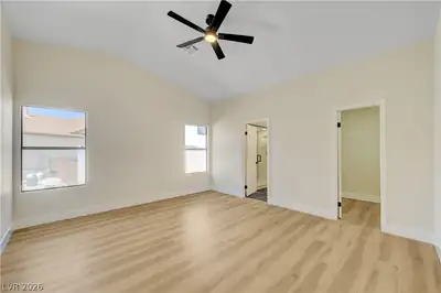 942 Anchor Drive Primary Bedroom