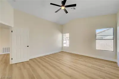 942 Anchor Drive Bedroom