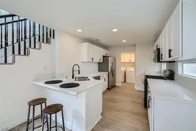 3328 Epson Street Kitchen