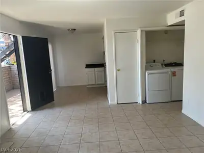 2781 ELDORA Circle B Laundry