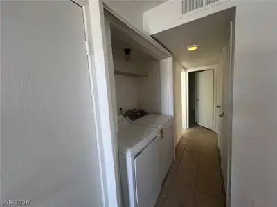 2781 ELDORA Circle B Laundry
