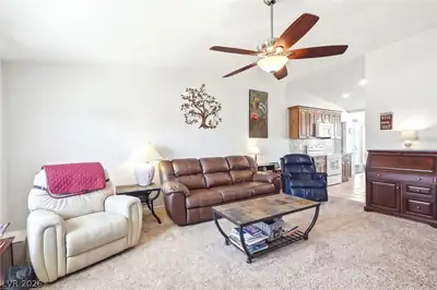 1872 Maricopa Drive, Laughlin, NV 89029 Living Room