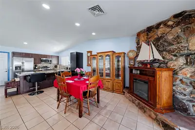 3107 Trueno Road Dining Area