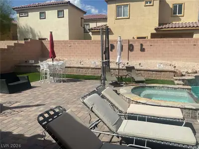 3540 Rubio Sun Avenue Patio