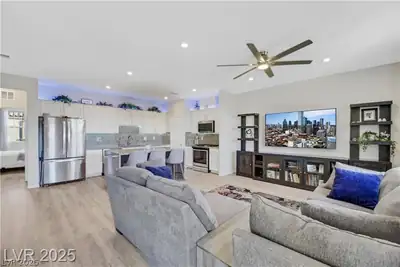 1180 Solano Hills Court, Henderson