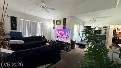 7255 West Sunset Road 2027 Living Room