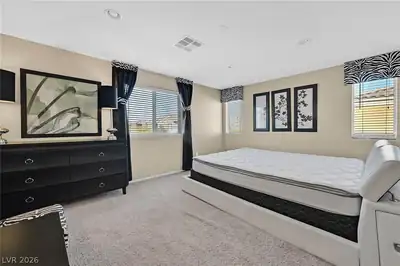 719 Tall Arrow Avenue Bedroom