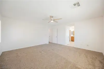 1513 Groom Avenue Bedroom