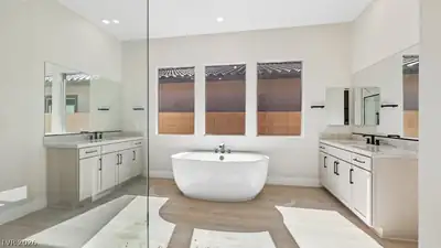 214 Paraggi Bay Drive, Henderson, NV 89011 Primary Bathroom