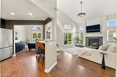 6556 Gatehouse Lane Living Room