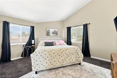 6556 Gatehouse Lane Primary Bedroom