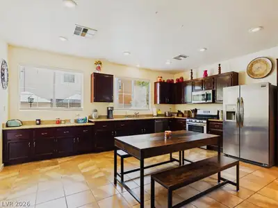 10918 Arapaho Basin Street Kitchen