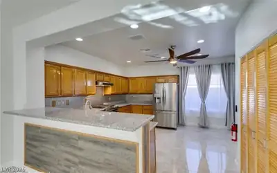 2659 Lochleven Way Kitchen