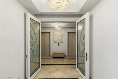2877 Paradise Road 2802, Las Vegas, NV 89109 