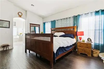 2909 Tanagrine Drive Primary Bedroom