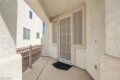 9514 Veterans Court Entry