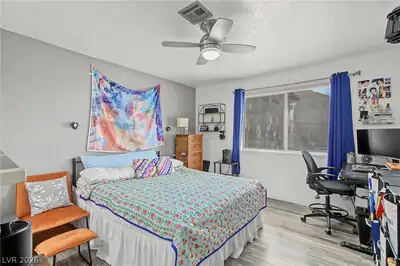 5042 South Rainbow Boulevard 102 Bedroom