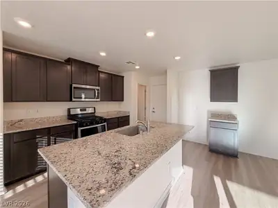 4925 Siglo Street Kitchen