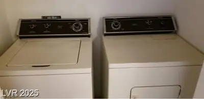5130 South Jones Boulevard 108 Laundry
