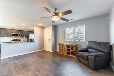 6911 Orange Horizon Street Living Room