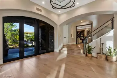 5 Wood Creek Court 