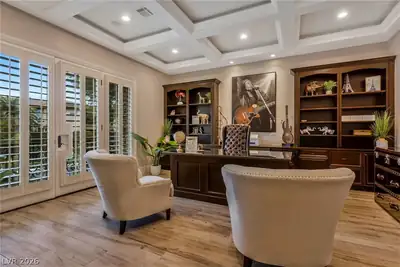 5 Wood Creek Court 