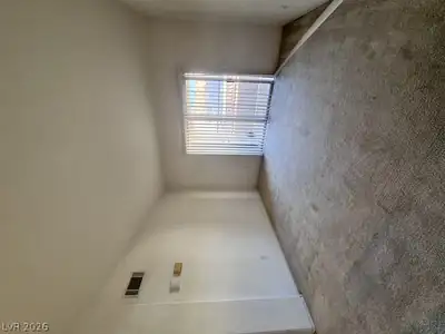 1881 West Alexander Road 2107 Living Room
