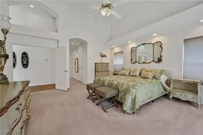1891 Fairfield Terrace Bedroom