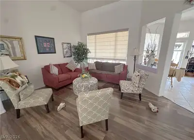 2936 Hawksdale Drive Living Room