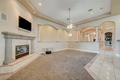 410 East Paradise Hills Drive Living Room