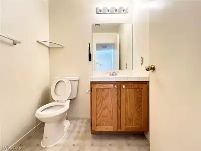 1241 Pacific Terrace Drive Bathroom