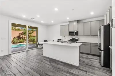 186 Viento Ridge Street Kitchen