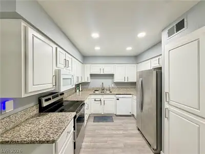 3151 Soaring Gulls Drive 2192 Kitchen